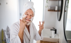 Un premier signe de la maladie d'Alzheimer peut être remarqué en prenant une douche
