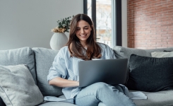 Et si vous étiez trop indépendant pour être en couple ? 3 signes qui ne trompent pas, selon un psy