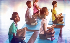 Cette école a remplacé la retenue par la méditation 